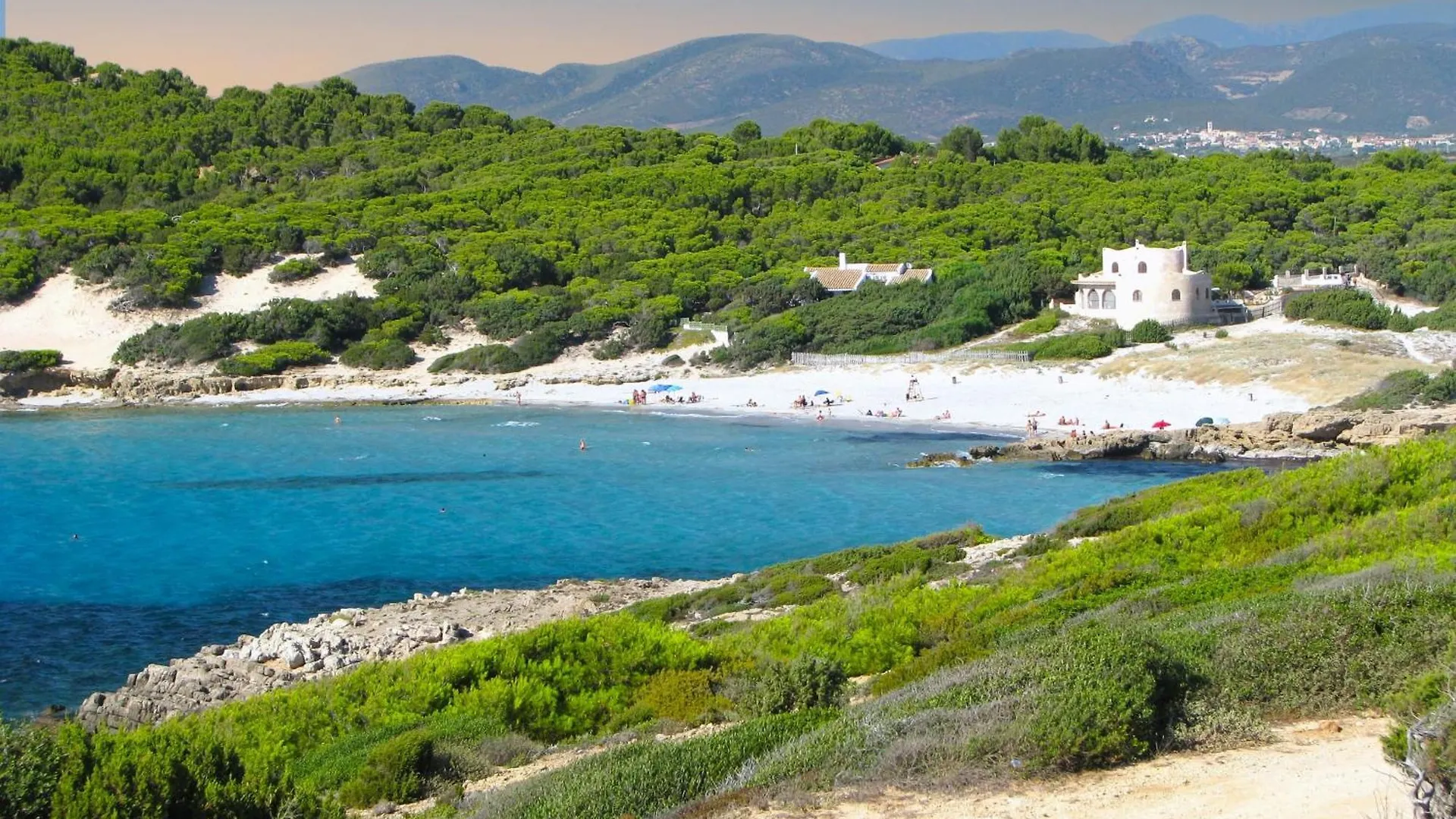 Villetta Porto Pino 30 Mt Dalla Spiaggia 0*,  Italien